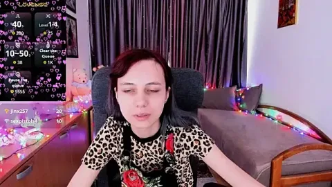MiniLysii kostenlose live xxx cams