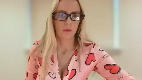MissHoneySuga ücretsiz canlı xxx cam