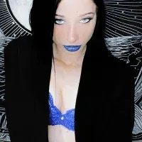 MissMidnightUK besplatni live xxx cams