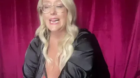 MissNaughtyBlonde ücretsiz canlı xxx cam