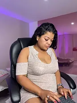 MorenaTemptressX free live xxx cams