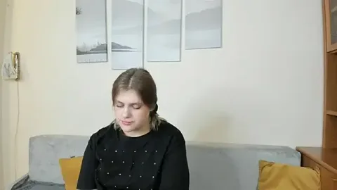 MossCradle free live xxx cams