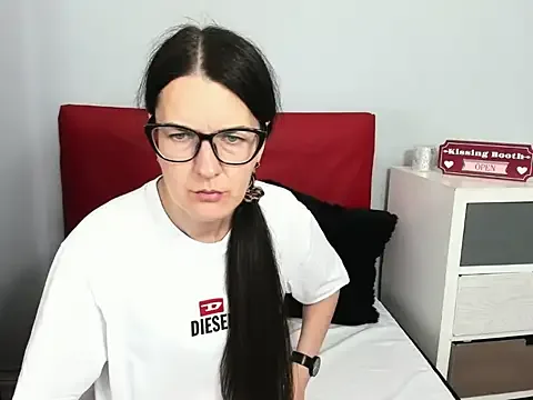 NadiaXlove free live xxx cams