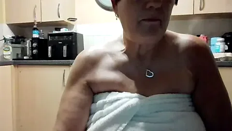 NaughtyNessa53xx free live xxx cams