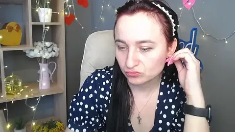 NinaFlawlees free live xxx cams