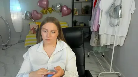 Nina__Love zdarma živé xxx cams