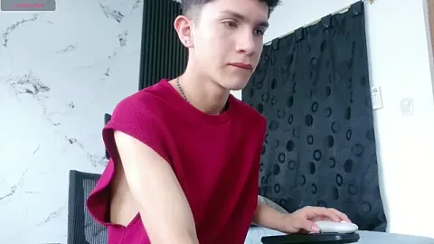 Noah_tyler_ cam xxx live gratis