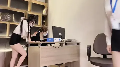 Nova_office ingyenes élő xxx cams