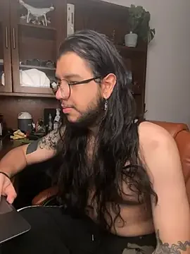 NurNikolao ücretsiz canlı xxx cam