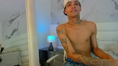 Ozuna_Demmers 免费直播 xxx 摄像头