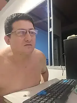 PECHO100 cam xxx live gratis