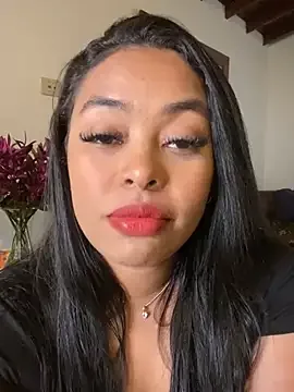 PUSHYLATE ücretsiz canlı xxx cam