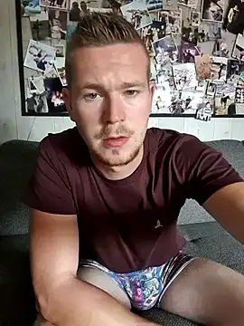 Playbunniboy free live xxx cams