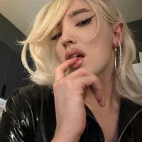 PoisonEvelyn besplatni live xxx cams