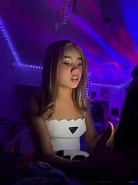 PollyPeff free live xxx cams