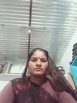 Pooja-Po12 cams xxx ao vivo grátis