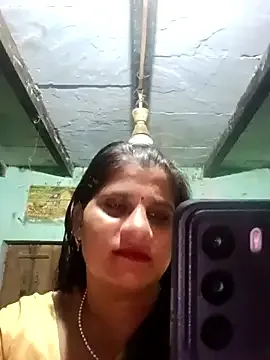 Poonam565 kostenlose live xxx cams