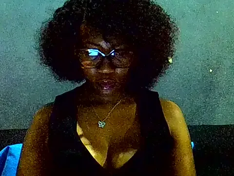 PreettyTee free live xxx cams