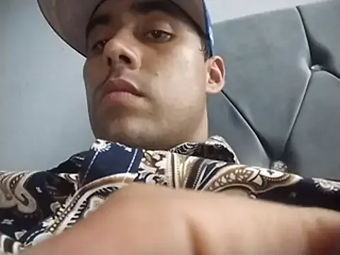 Prettyguy420 free live xxx cams
