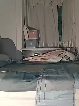 Q24Q_ bezmaksas live xxx cams