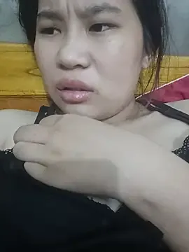 Quynhnhu_bb besplatni live xxx cams