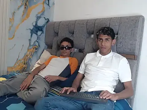 RED_ZONE_BOYS ücretsiz canlı xxx cam