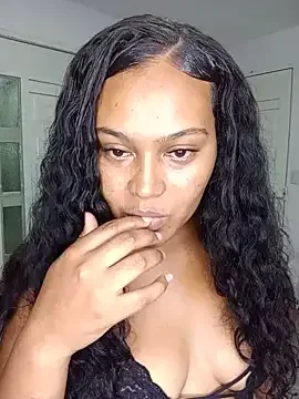 RaisingxStar free live xxx cams