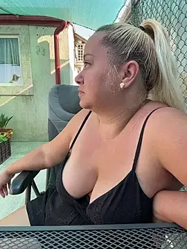 SabinaSweety ingyenes élő xxx cams