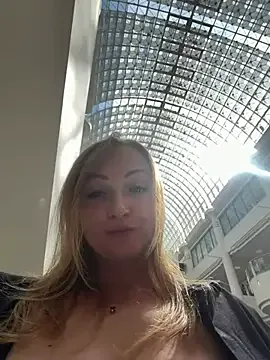 SaintlyRiskyAnnebelle 免费直播 xxx 摄像头