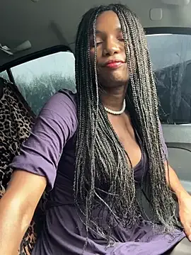ShantelSexyYoungMilfie free live xxx cams