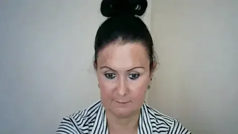 SonjaFlirt free live xxx cams