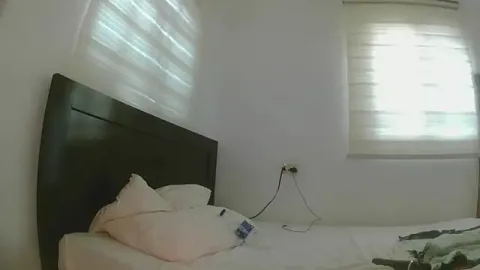 SovereignSilk free live xxx cams