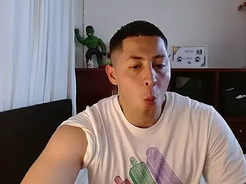 Spilios_low ingyenes élő xxx cams