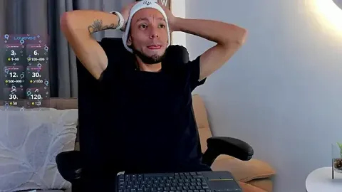 Steban_silv cam xxx trực tiếp miễn phí