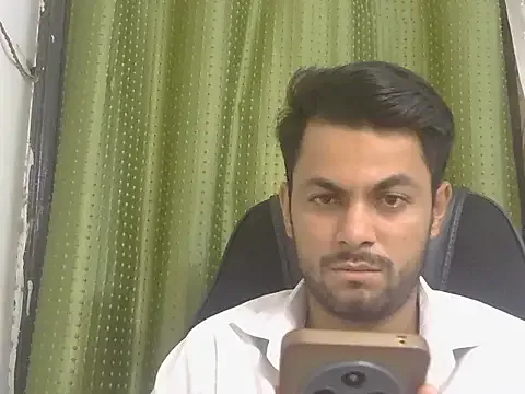 Stubborndesiboy free live xxx cams