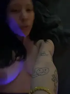 Suedecherry free live xxx cams