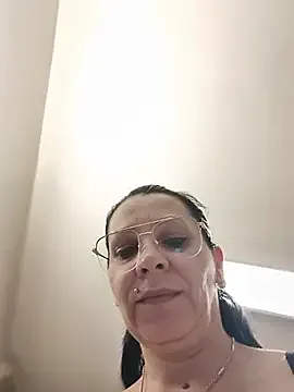 SugarDiamonds free live xxx cams