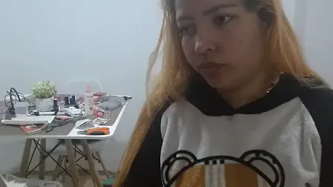 THEBOSSLARA free live xxx cams