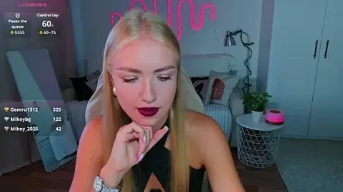 TessaGrays gratis live xxx cams