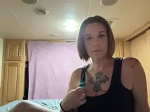 TheANNswer free live xxx cams
