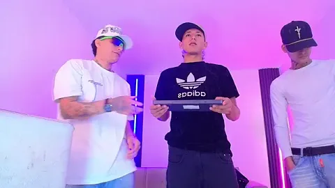 ThreeKingsLive zdarma živé xxx cams