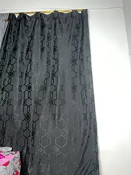 Trixie_pop zdarma živé xxx cams