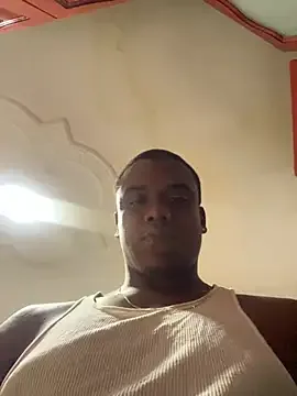 Tysonn777_ kostenlose live xxx cams