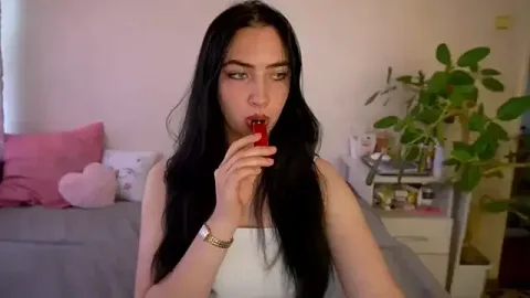 WildKittenX_ 무료 라이브 xxx 캠