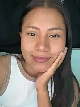 XCami_19 免费直播 xxx 摄像头