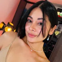 Yinlive bezmaksas live xxx cams