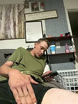 YourFavoriteMan free live xxx cams