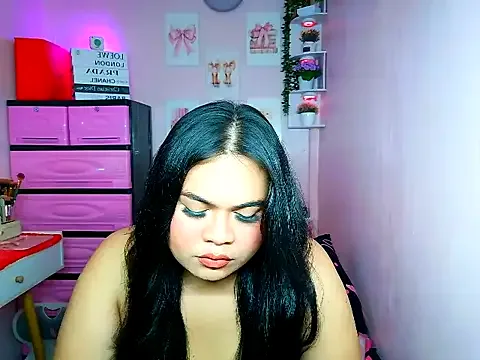 YourThicc_bella free live xxx cams