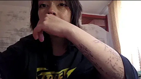 YunLettinga zdarma živé xxx cams