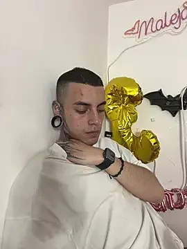 _valentinoooo free live xxx cams